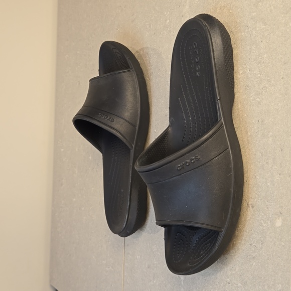 Crocs dark blue navy unisex slides sandals, men's size 8, women's size 10 - Picture 7 of 9